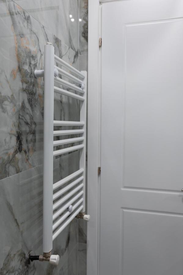 Apartamento Luxliving Agiou Dimitriou Tesalónica Exterior foto